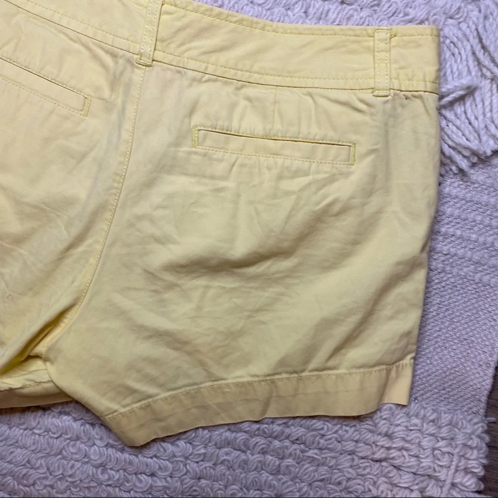 LILLY PULITZER starfruit yellow Callahan shorts 8 - Picture 12 of 14